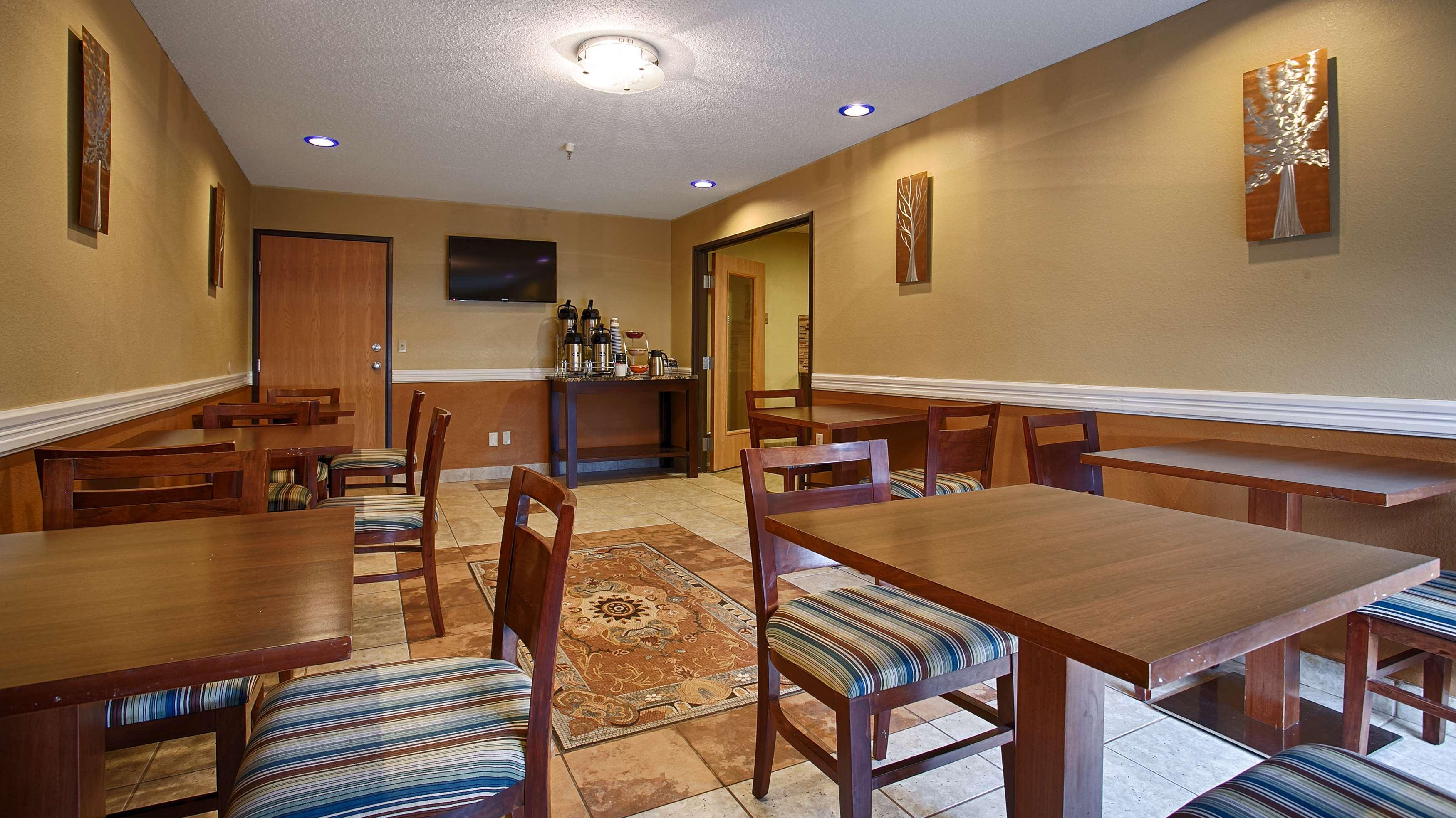 Best Western Alexandria Inn Extérieur photo